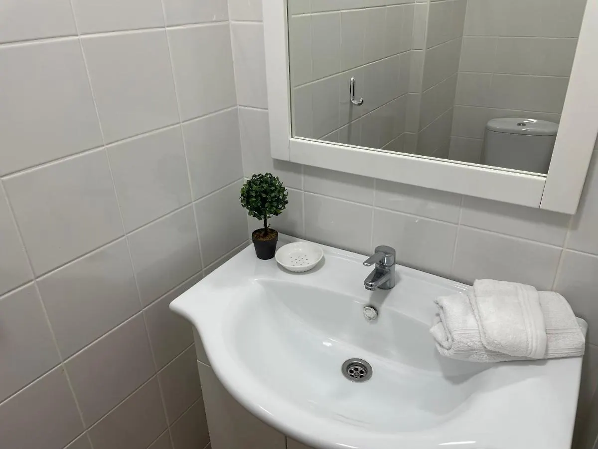 Beautiful 3 Bd. Apartment In La Laguna City Centre