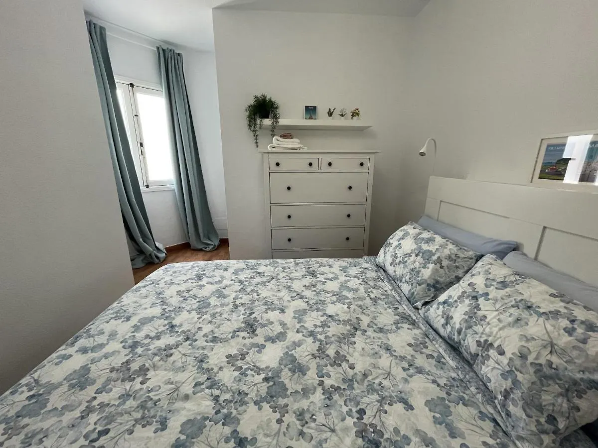 Beautiful 3 Bd. Apartment In La Laguna City Centre